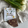 Lataa kuva gallerian katseluohjelmaan, Goodio Candied chamomile vegan chocolate
